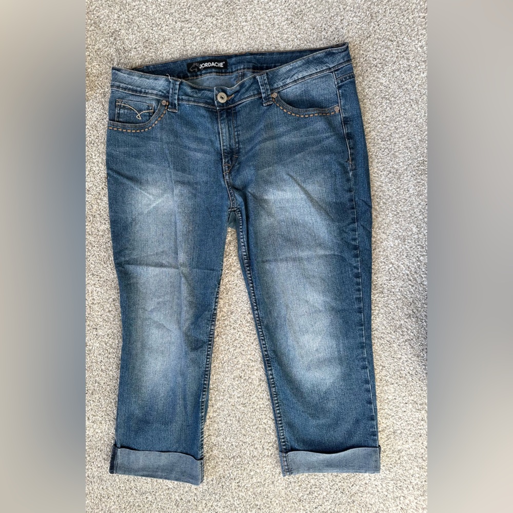 Women’s Jordache Medium Wash Jeans‎